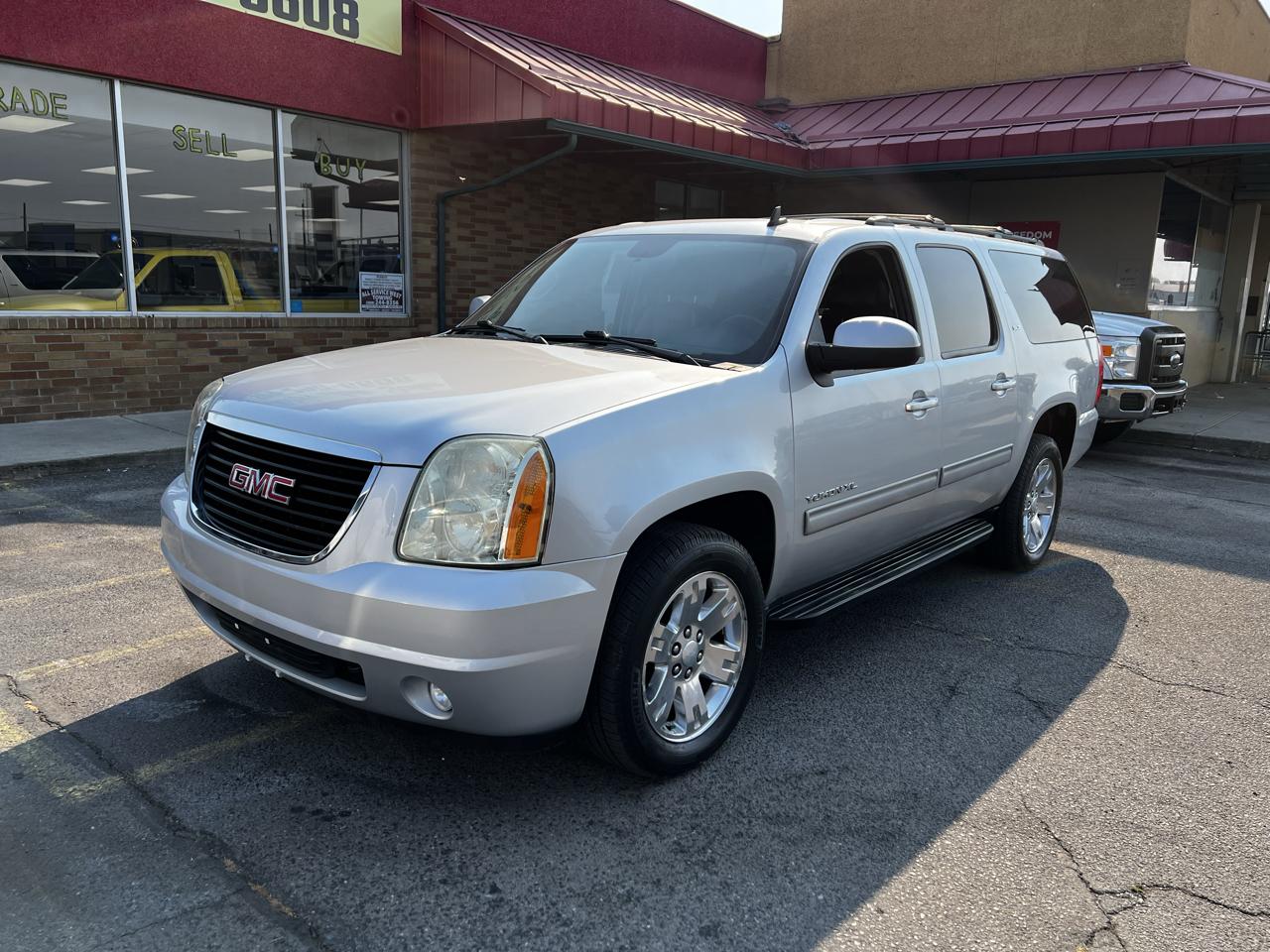 GMC Yukon XL SLT-1 1/2 Ton 4WD 2012