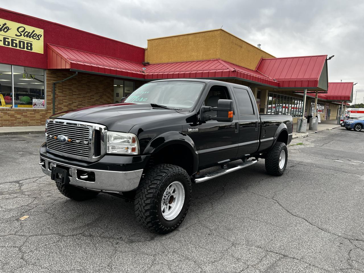 Ford F-350 SD XLT Crew Cab Long Bed 4WD 2006