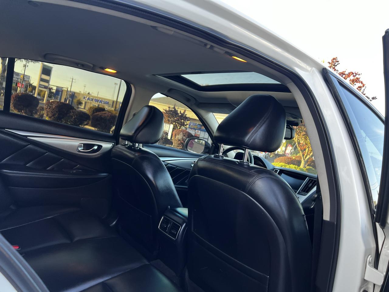 Infiniti Q50 3.0t LUXE AWD 2021