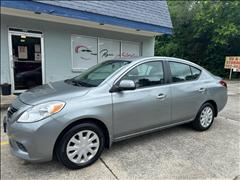 2012 Nissan Versa 
