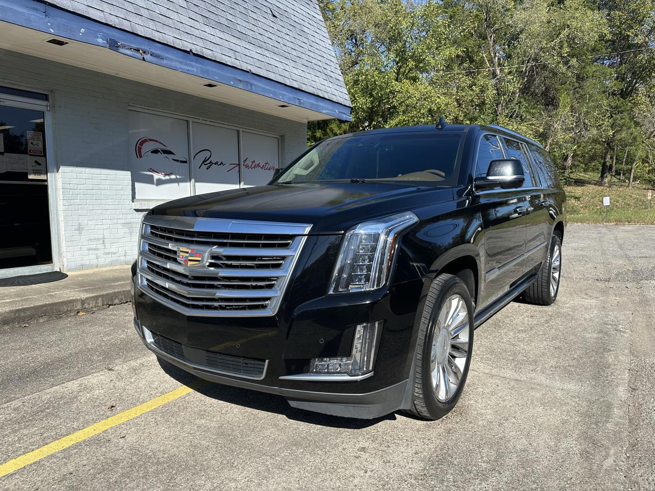 Cadillac Escalade ESV Platinum 4WD 2016
