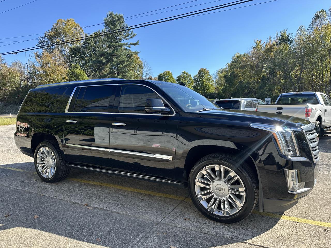 Cadillac Escalade ESV Platinum 4WD 2016