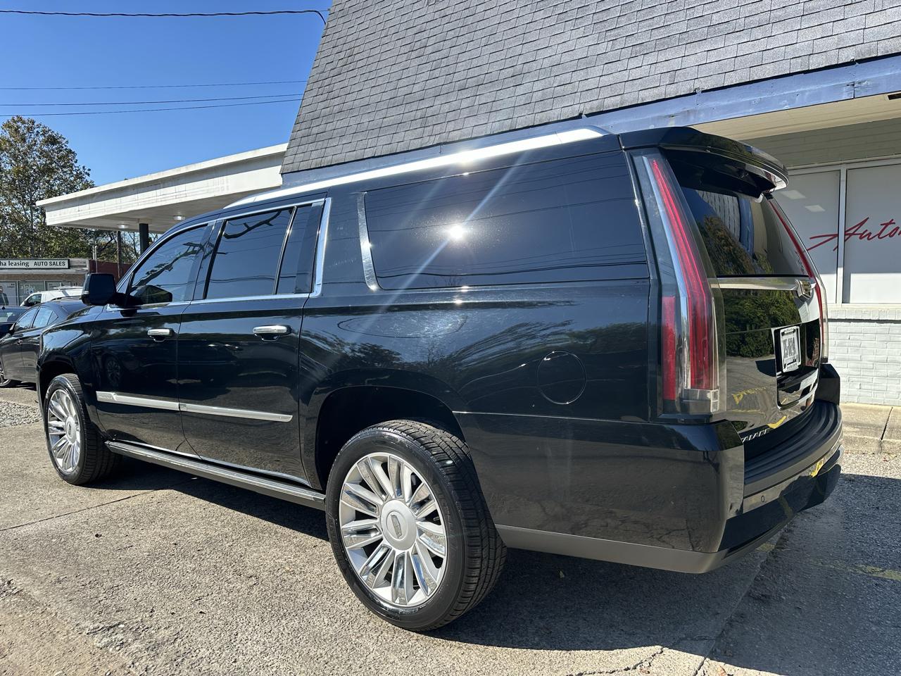 Cadillac Escalade ESV Platinum 4WD 2016