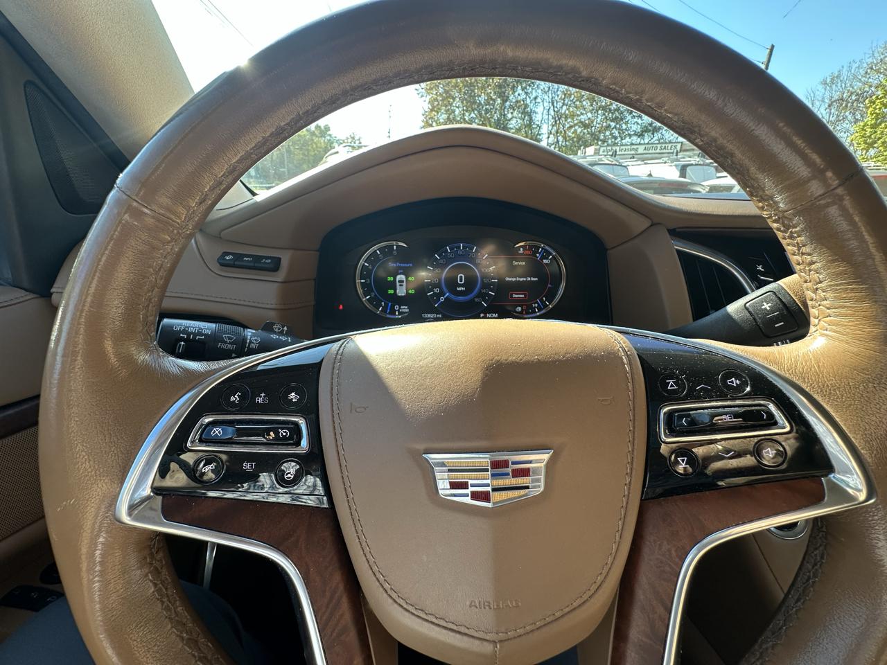 Cadillac Escalade ESV Platinum 4WD 2016