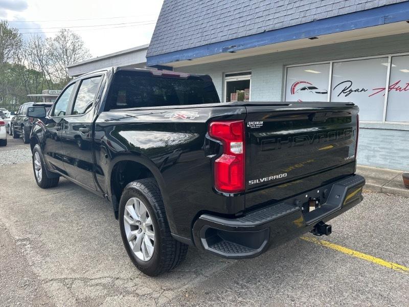 Chevrolet Silverado 1500 Custom Crew Cab Short Box 4WD 2021