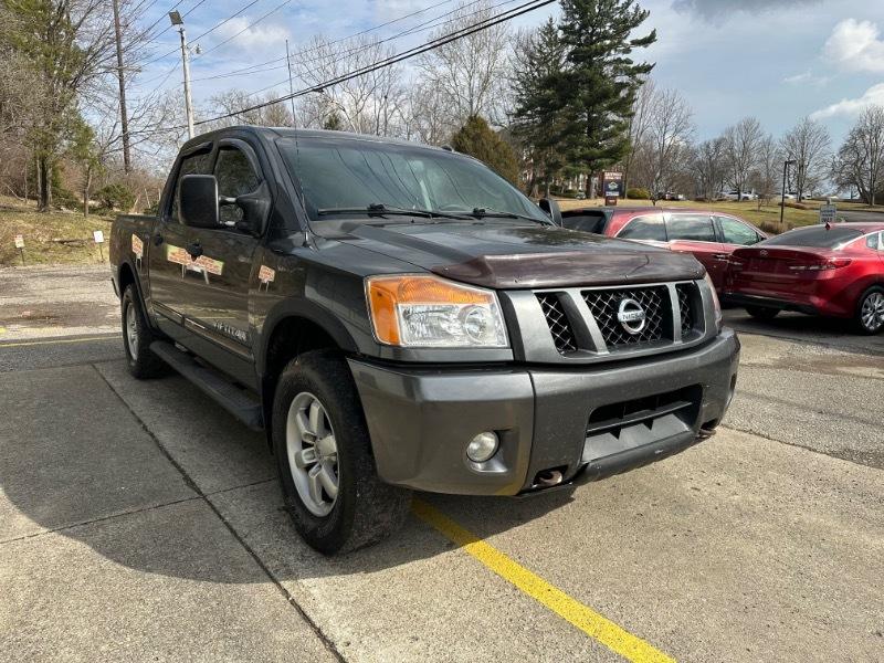 Nissan Titan PRO-4X Crew Cab 4WD SWB 2010