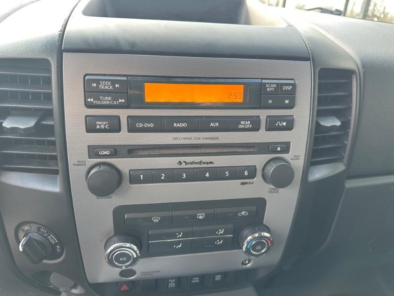 Nissan Titan PRO-4X Crew Cab 4WD SWB 2010