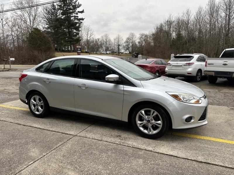 Ford Focus SE Sedan 2014