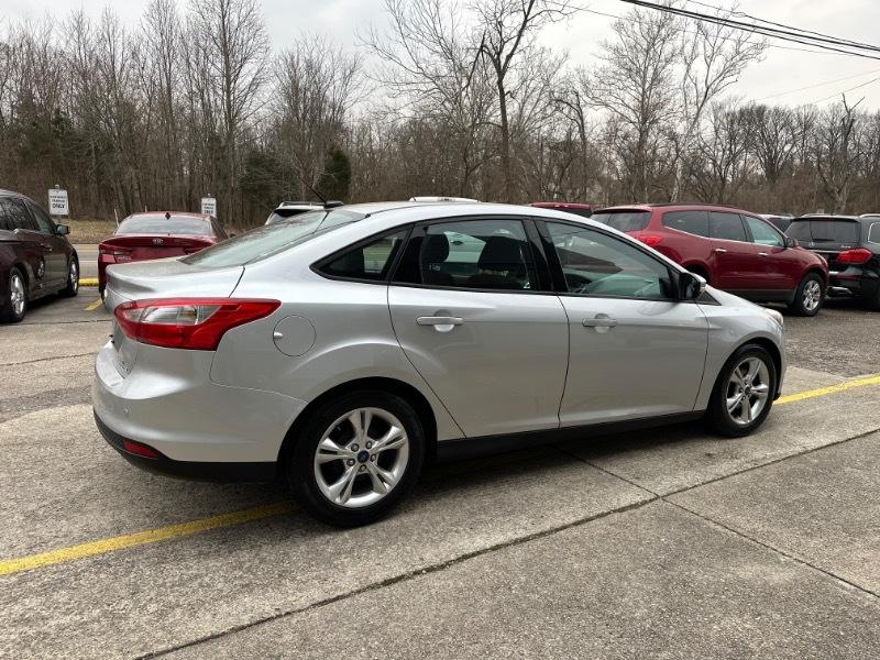 Ford Focus SE Sedan 2014