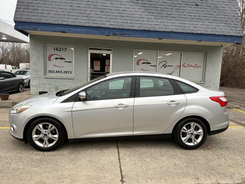Ford Focus SE Sedan 2014