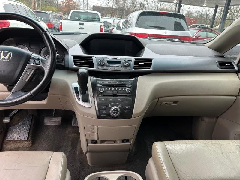 Honda Odyssey Touring 2012
