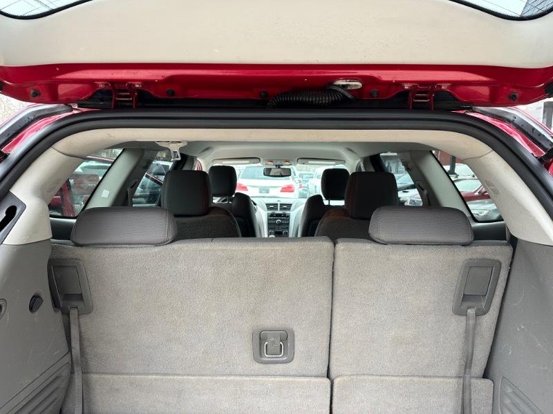 Chevrolet Traverse 2LT AWD 2012