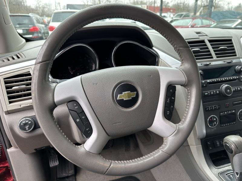 Chevrolet Traverse 2LT AWD 2012