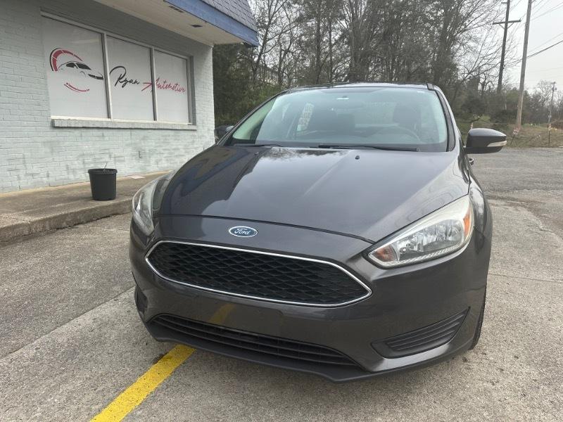 Ford Focus SE Sedan 2017