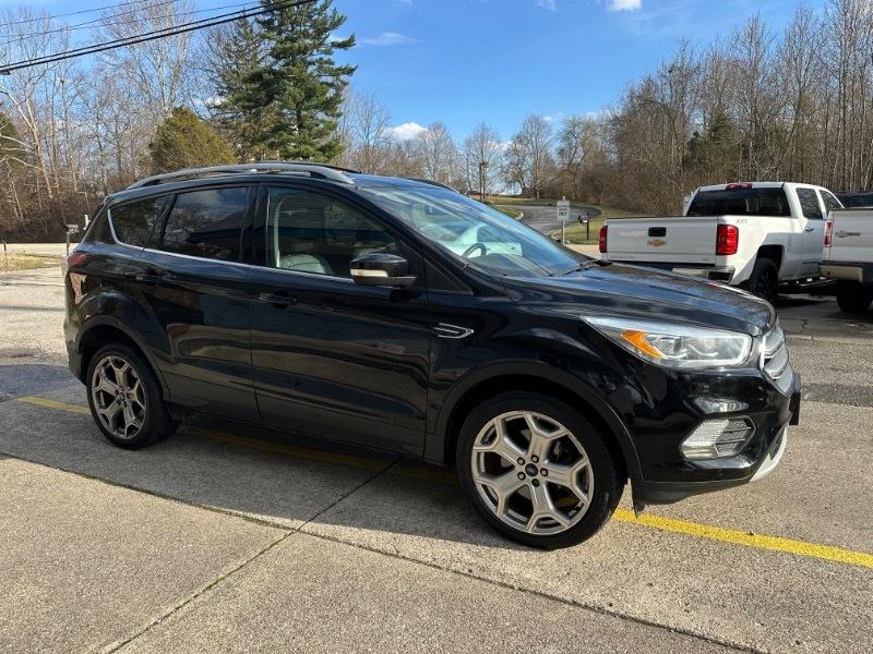 Ford Escape Titanium 4WD 2017