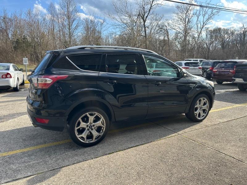 Ford Escape Titanium 4WD 2017