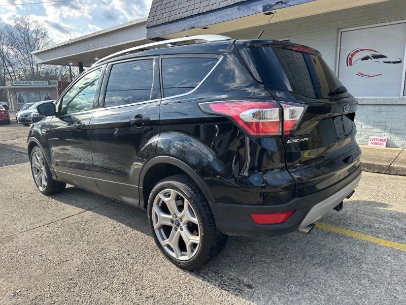 Ford Escape Titanium 4WD 2017