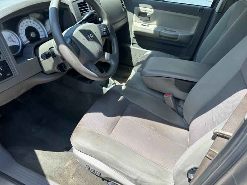 Dodge Dakota SLT Quad Cab 2WD 2006