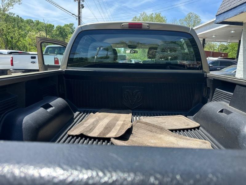 Dodge Dakota SLT Quad Cab 2WD 2006