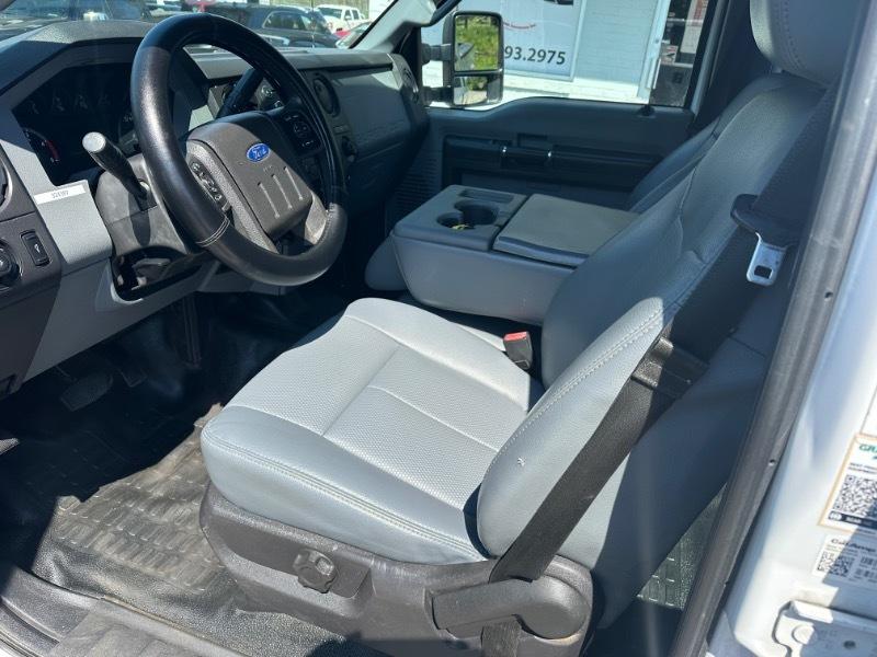 Ford F-350 SD XL Crew Cab Long Bed DRW 4WD 2015