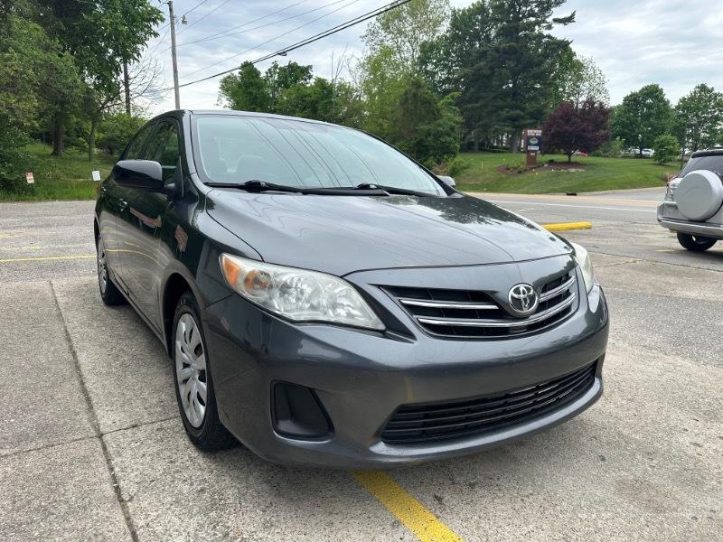 Toyota Corolla LE 4-Speed AT 2013