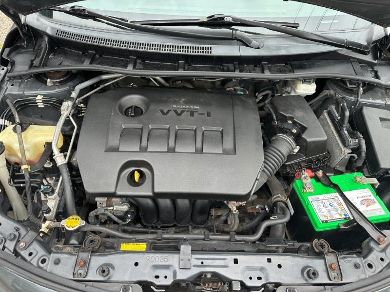 Toyota Corolla LE 4-Speed AT 2013