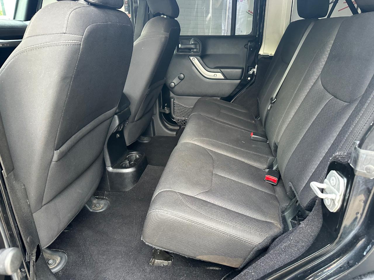 Jeep Wrangler Unlimited Sport 4WD 2015