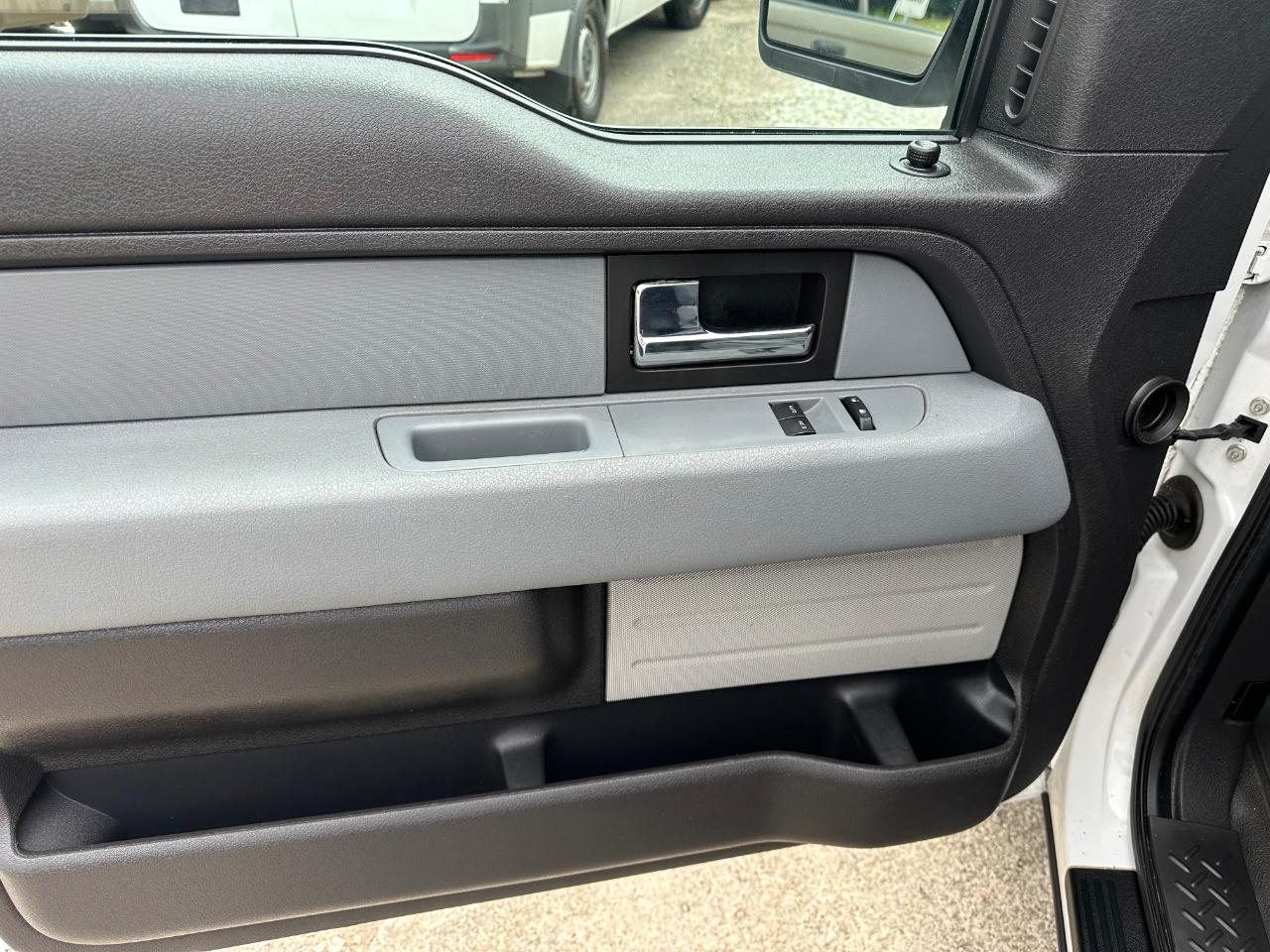Ford F-150 XLT 6.5-ft. Bed 2WD 2012
