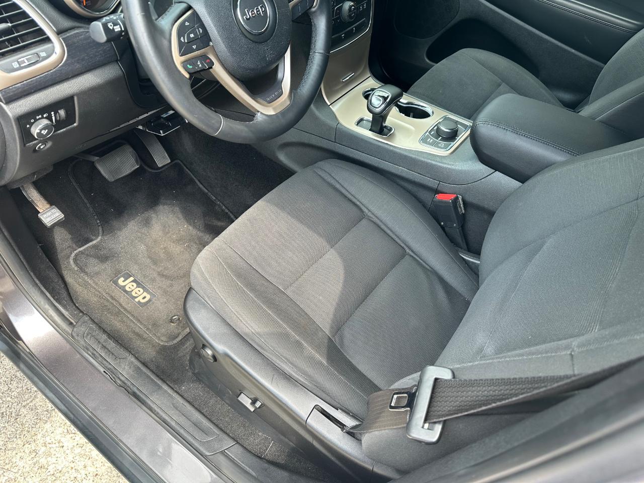 Jeep Grand Cherokee Laredo 4WD 2014