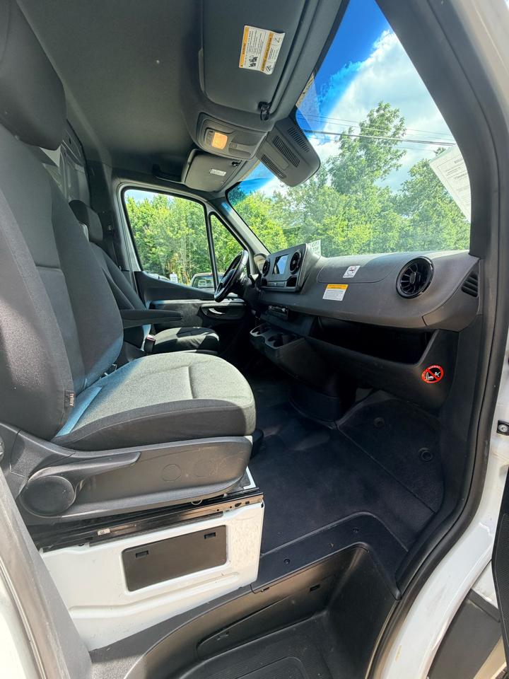 Mercedes-Benz Sprinter 1500 144-in. WB 2022