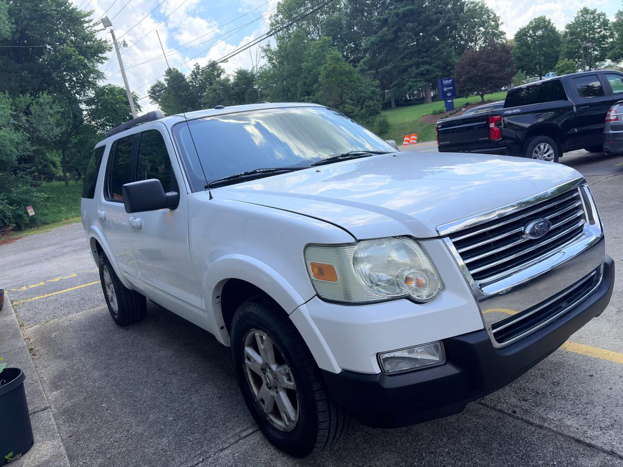 Ford Explorer XLT 4WD 2010