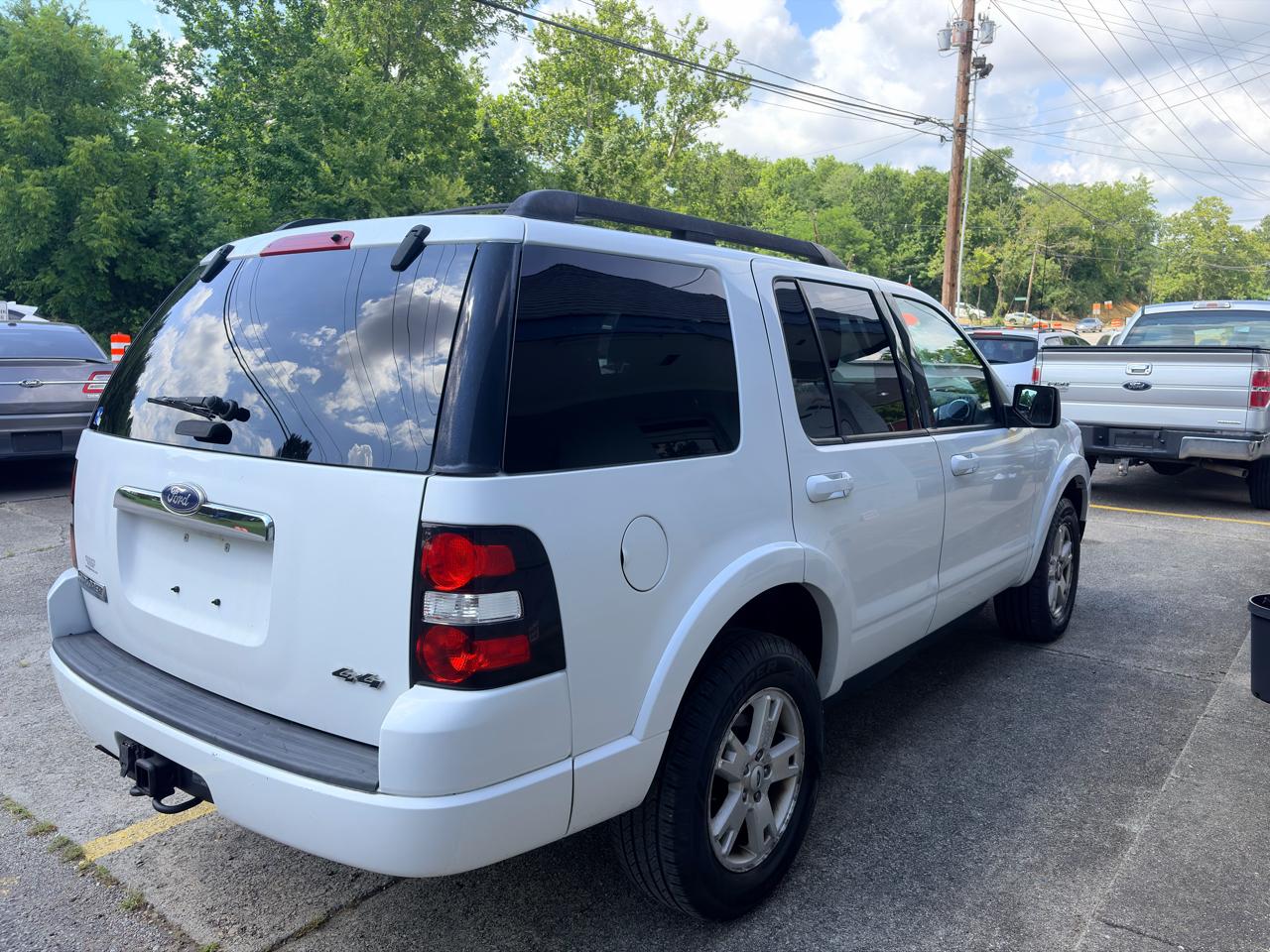 Ford Explorer XLT 4WD 2010