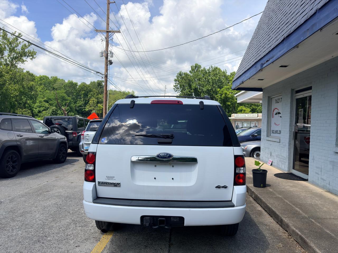 Ford Explorer XLT 4WD 2010
