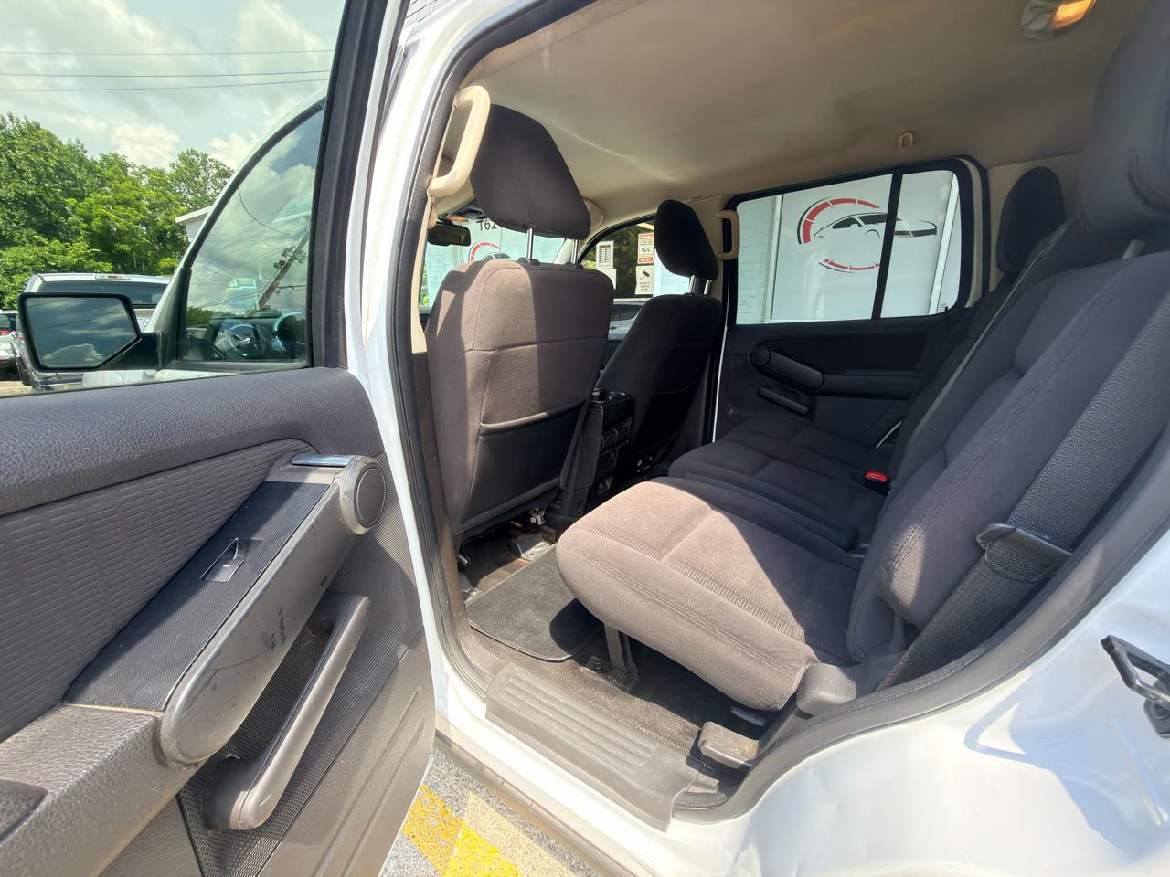 Ford Explorer XLT 4WD 2010