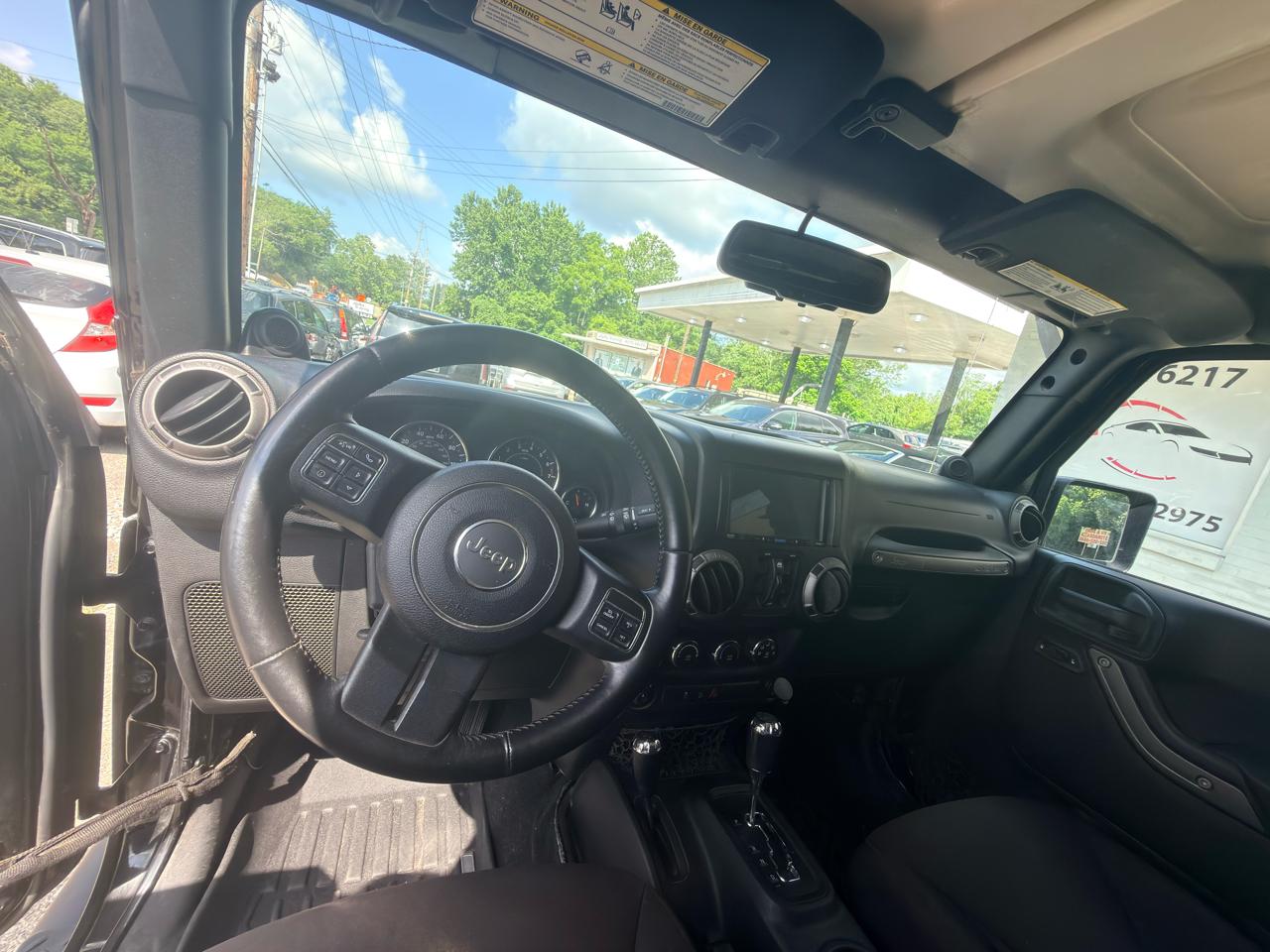 Jeep Wrangler Unlimited Sport 4WD 2014