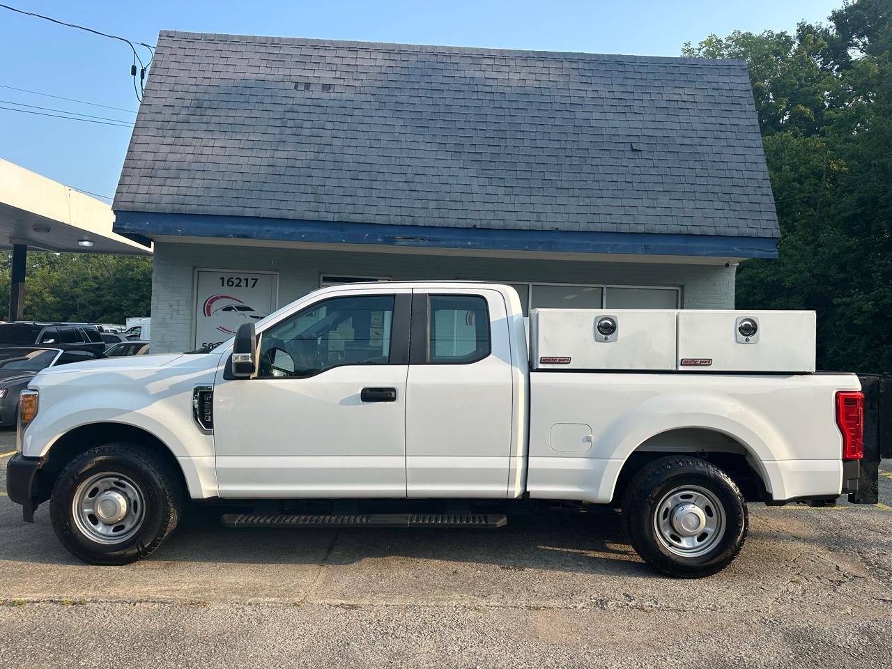 Ford F-250 SD XL SuperCab 2WD 2017