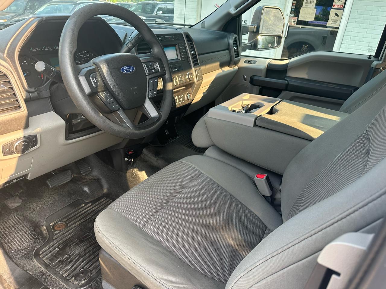 Ford F-250 SD XL SuperCab 2WD 2017