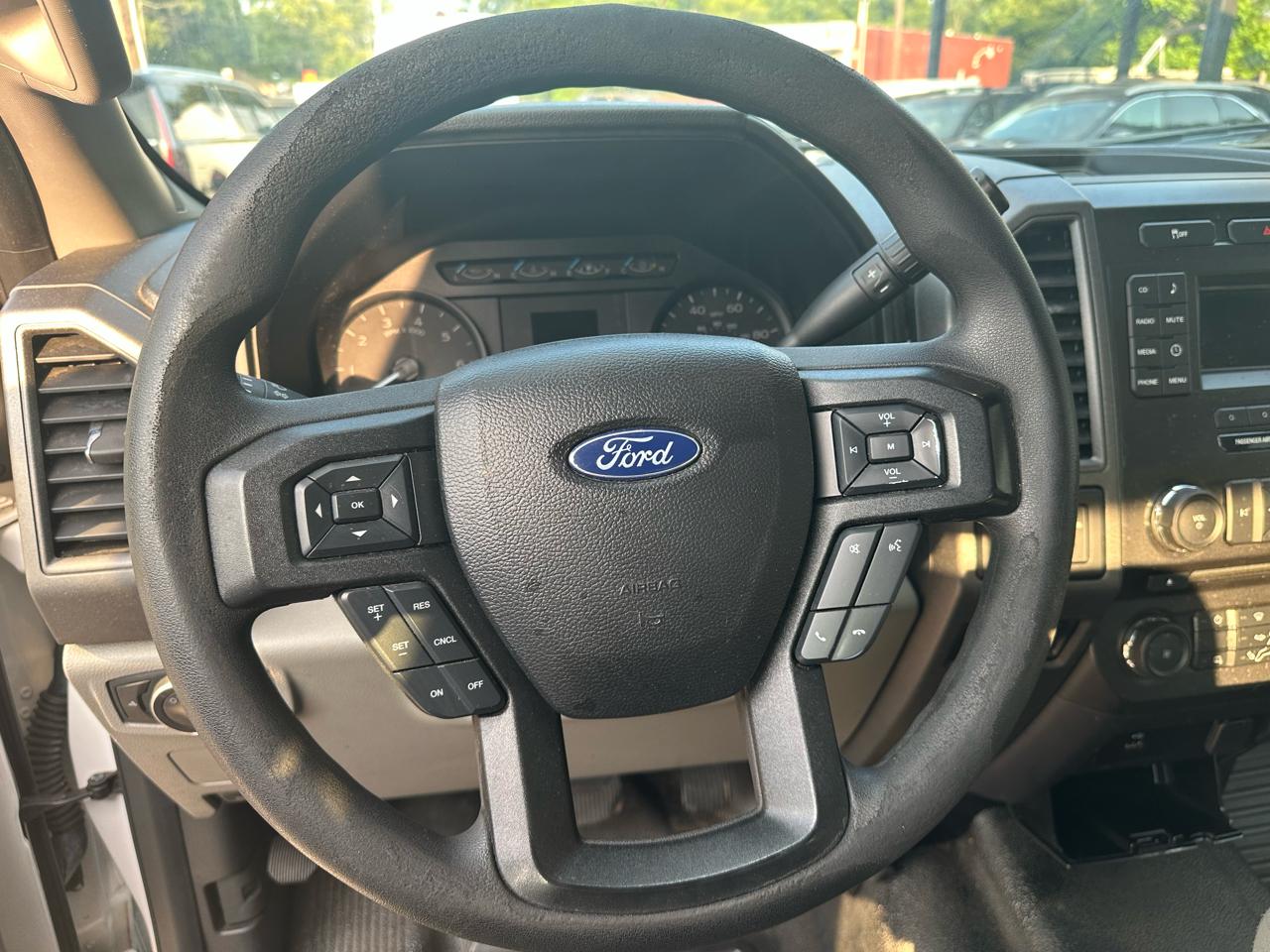 Ford F-250 SD XL SuperCab 2WD 2017