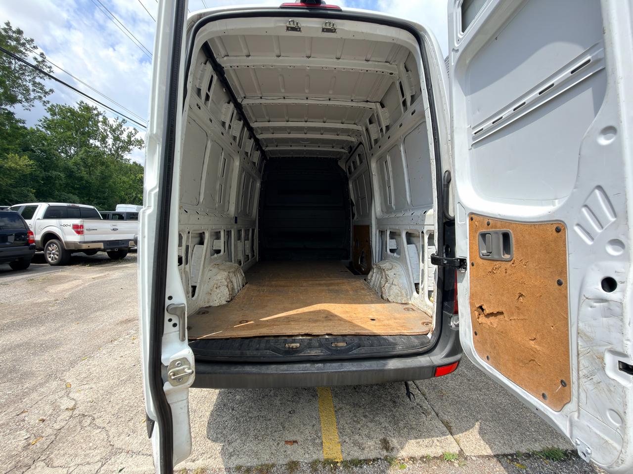 Mercedes-Benz Sprinter 2500 144-in. WB 2017
