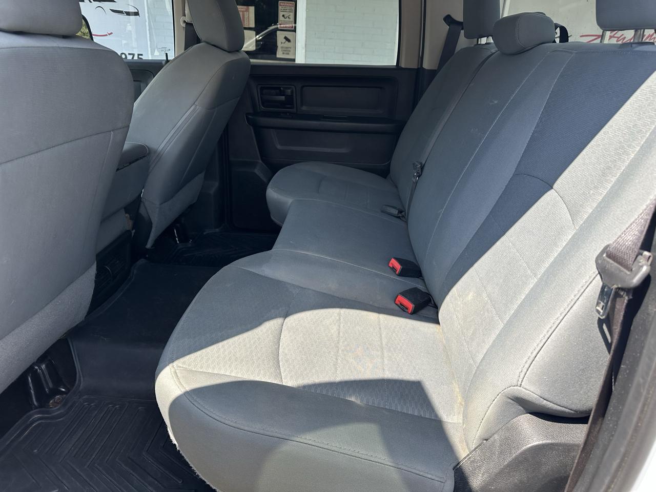 RAM 2500 Tradesman Crew Cab SWB 4WD 2017