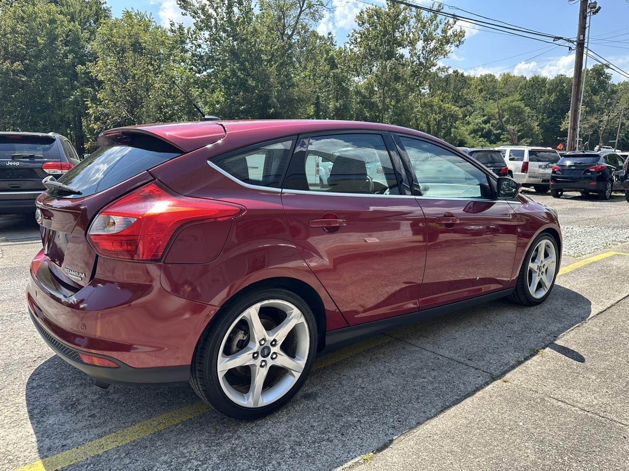 Ford Focus Titanium Hatch 2014