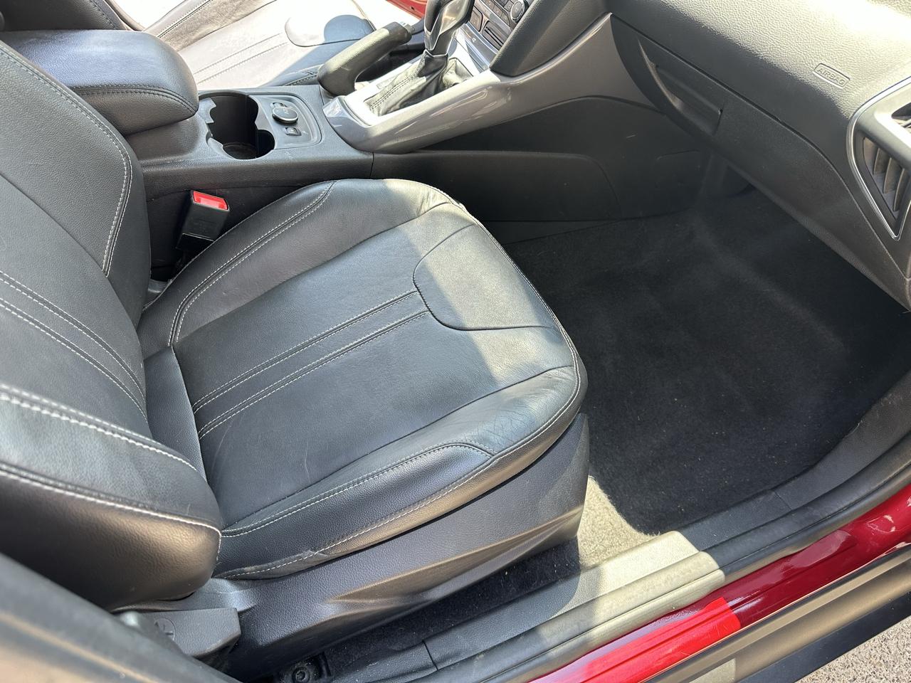 Ford Focus Titanium Hatch 2014