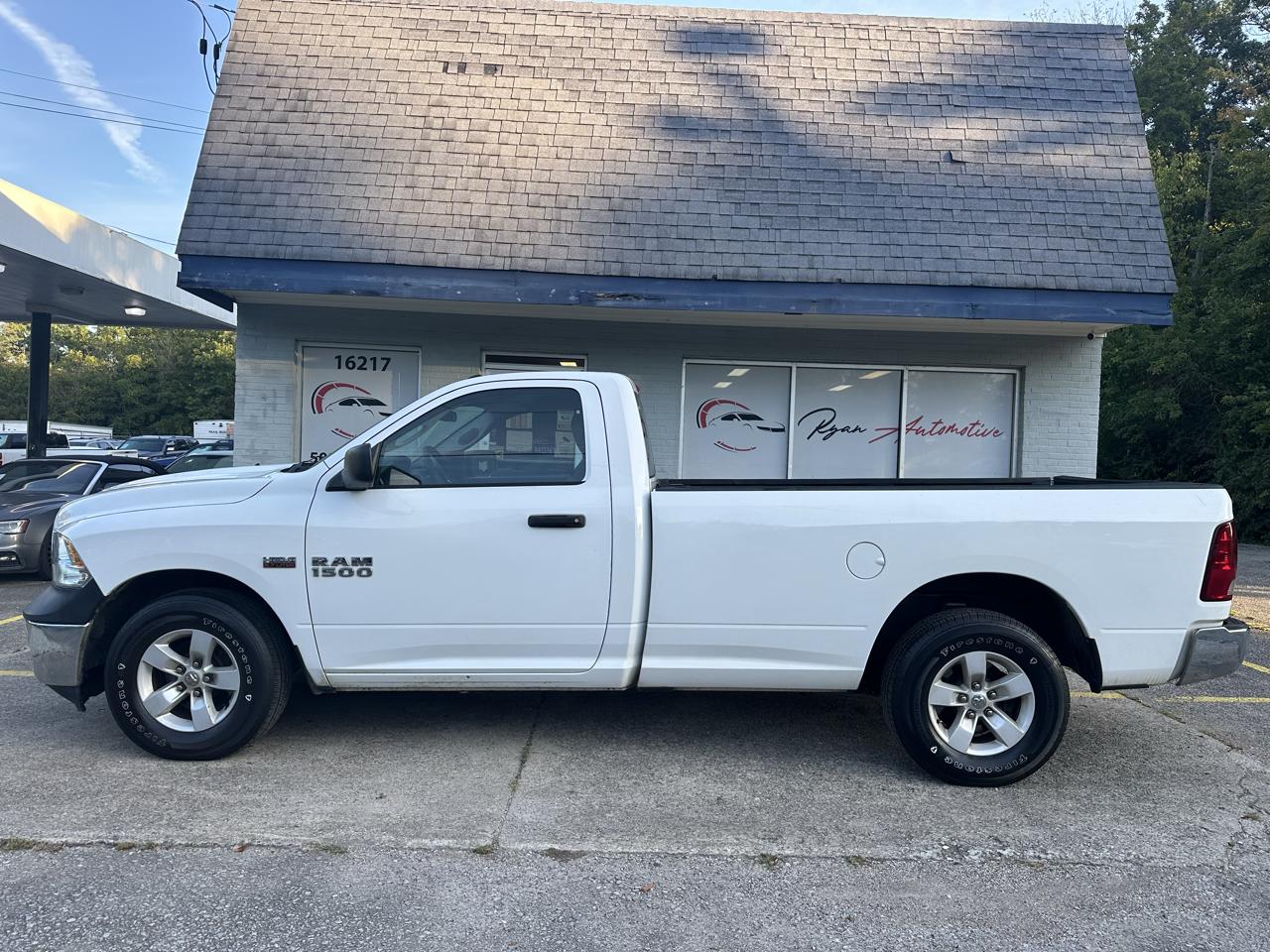 RAM 1500 Tradesman Regular Cab LWB 2WD 2017