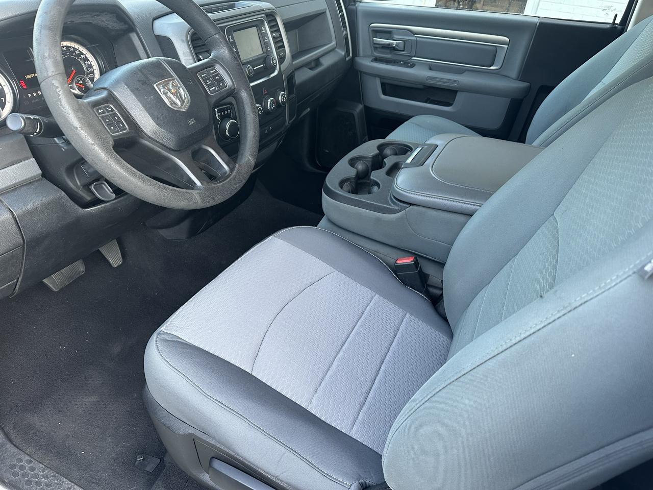 RAM 1500 Tradesman Regular Cab LWB 2WD 2017