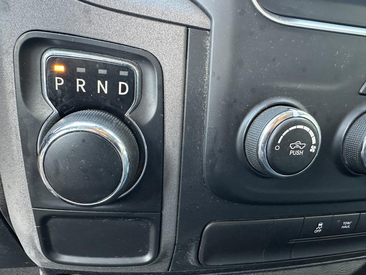 RAM 1500 Tradesman Regular Cab LWB 2WD 2017