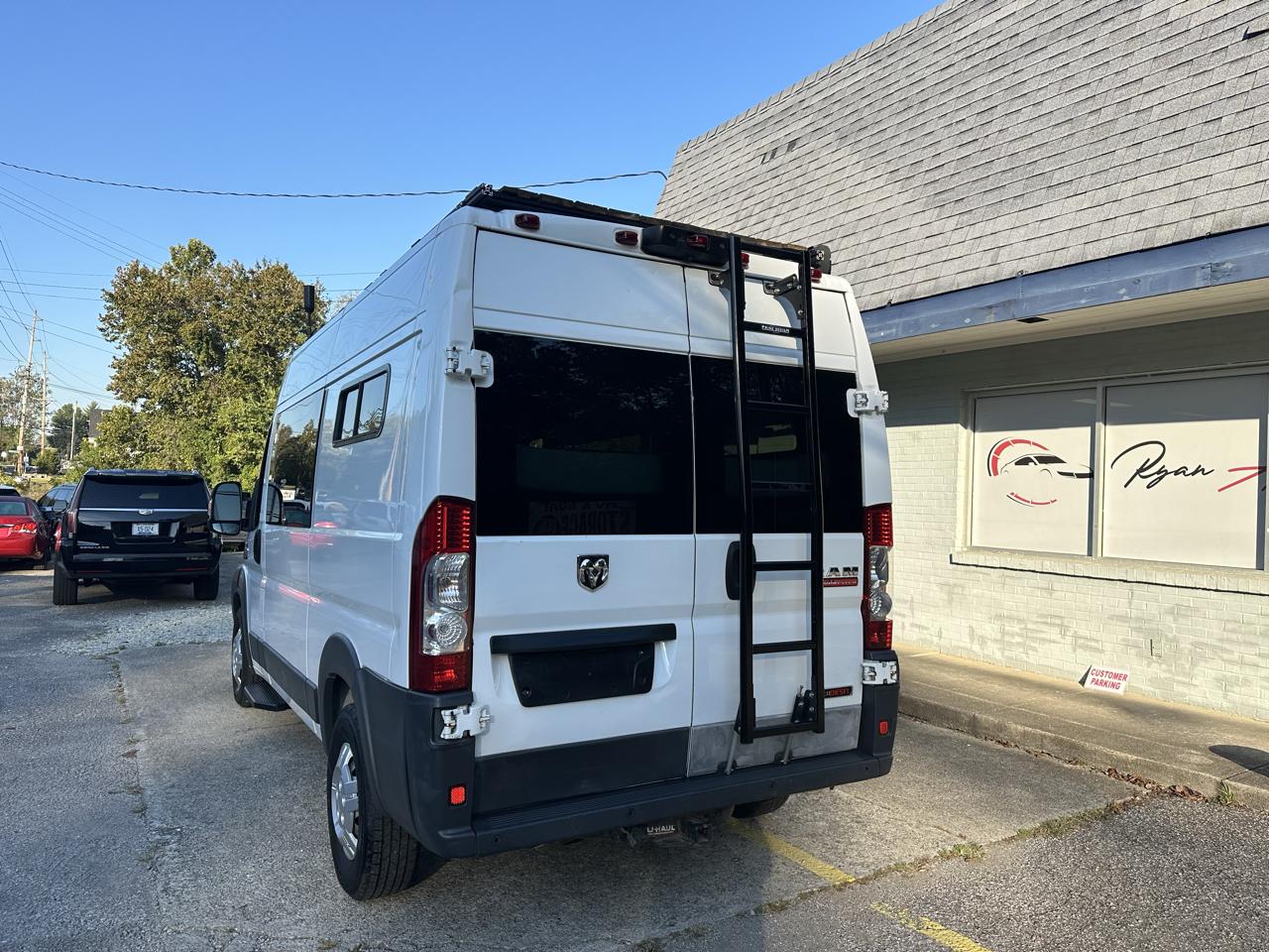 RAM Promaster 2500 High Roof Tradesman 136-in. WB 2014