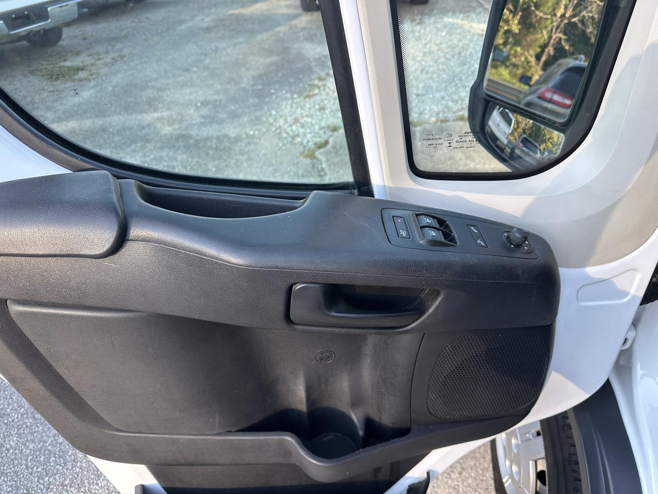 RAM Promaster 2500 High Roof Tradesman 136-in. WB 2014