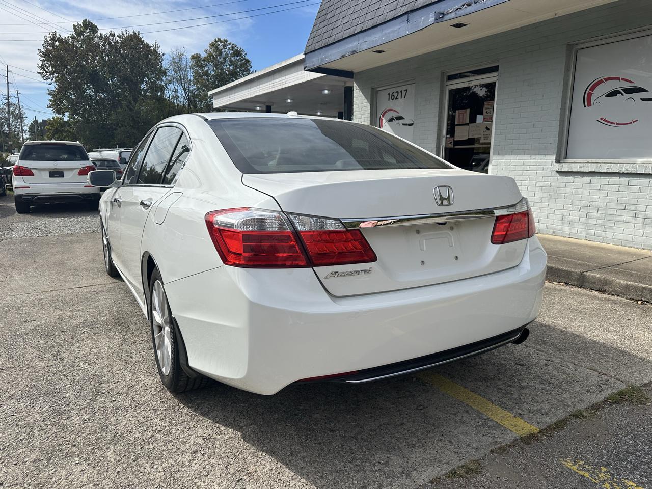 Honda Accord EX-L Sedan CVT 2013