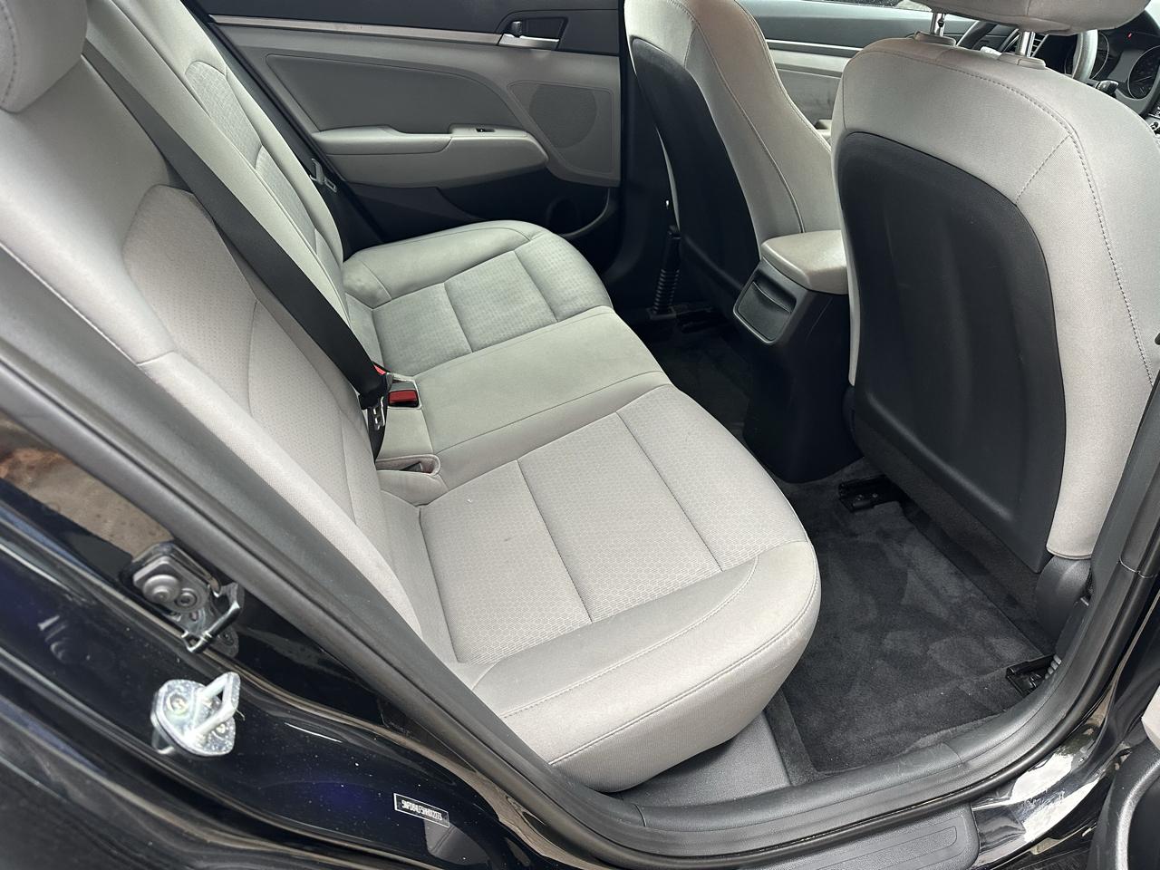 Hyundai Elantra SE 2017