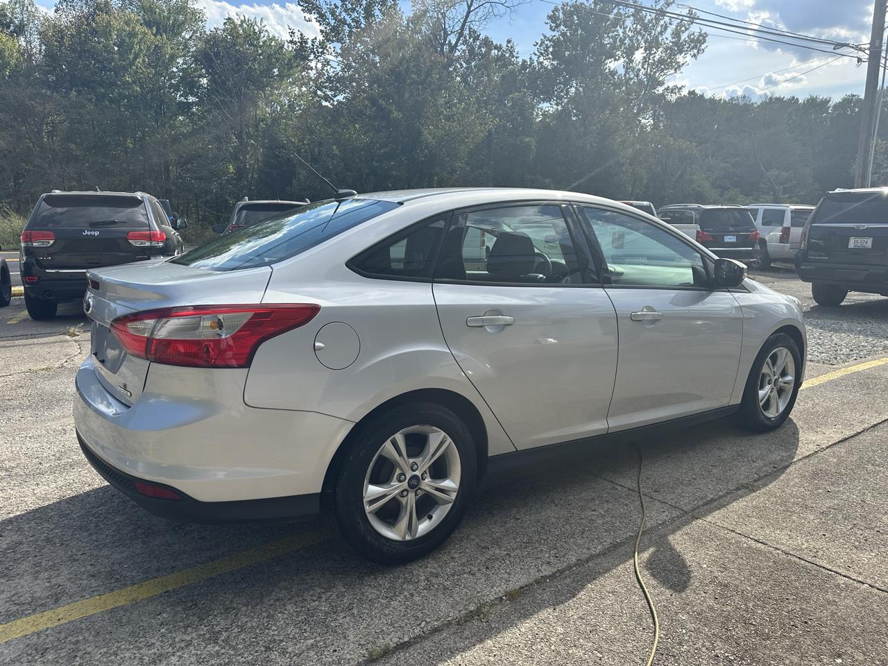 Ford Focus SE Sedan 2014
